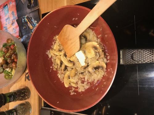 omleta-rulata-ciuperci-sunca-branzeturi (8)