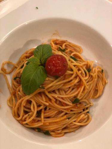Spaghete cu ton și fructe de mare (11)